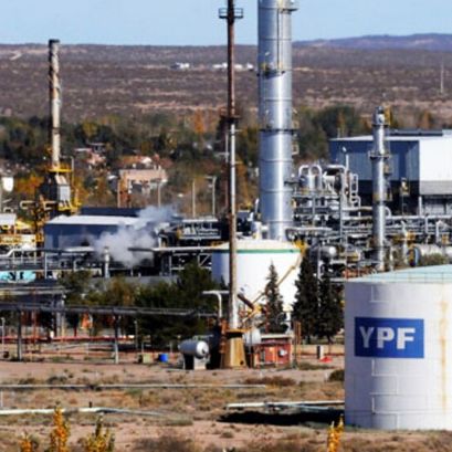 La Justicia de Estados Unidos ordenó a la Argentina entregar el 51% de las acciones de YPF