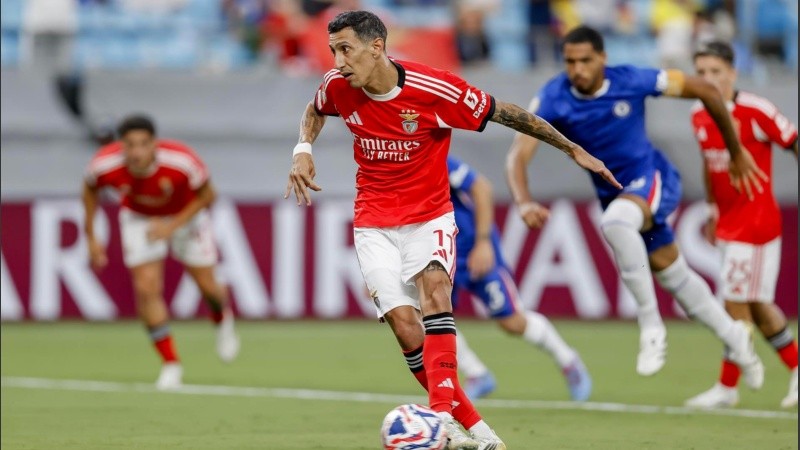 Pese a la gran actuación de Di María, el Benfica quedó eliminado del Mundial de Clubes contra el Chelsea.