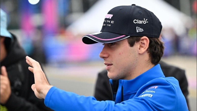 El argentino no pudo ni siquiera largar desdde boxes tras una serie de cambios que hizo el equipo Alpine en su auto.