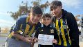 Las fotos de los hinchas canallas esperando a Di María, en un día histórico para Central