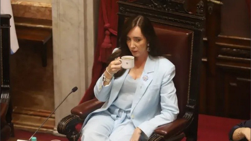 La vicepresidenta respondió las críticas y criticó al propio Milei y a la ministra de Seguridad.