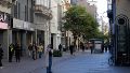 Los comercios de la peatonal Córdoba no venden como en otras épocas.