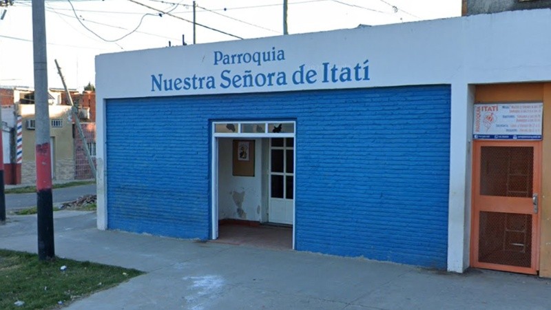 Una parroquia de barrio Las Flores necesita colaboración para reparaciones tras un incendio.