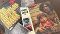 Regalar vinilos y CDs, una metáfora para combatir algoritmos