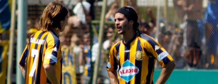 Si no se recupera Zelaya, Franzoia y Vizcarra formarían la dupla ofensiva ante Lanús Si no se recupera Zelaya, Franzoia y Vizcarra formarían la dupla ofensiva ante Lanús